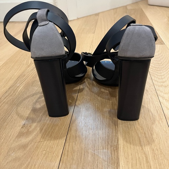 ✨Gucci Leather Heels✨ - Picture 5 of 16